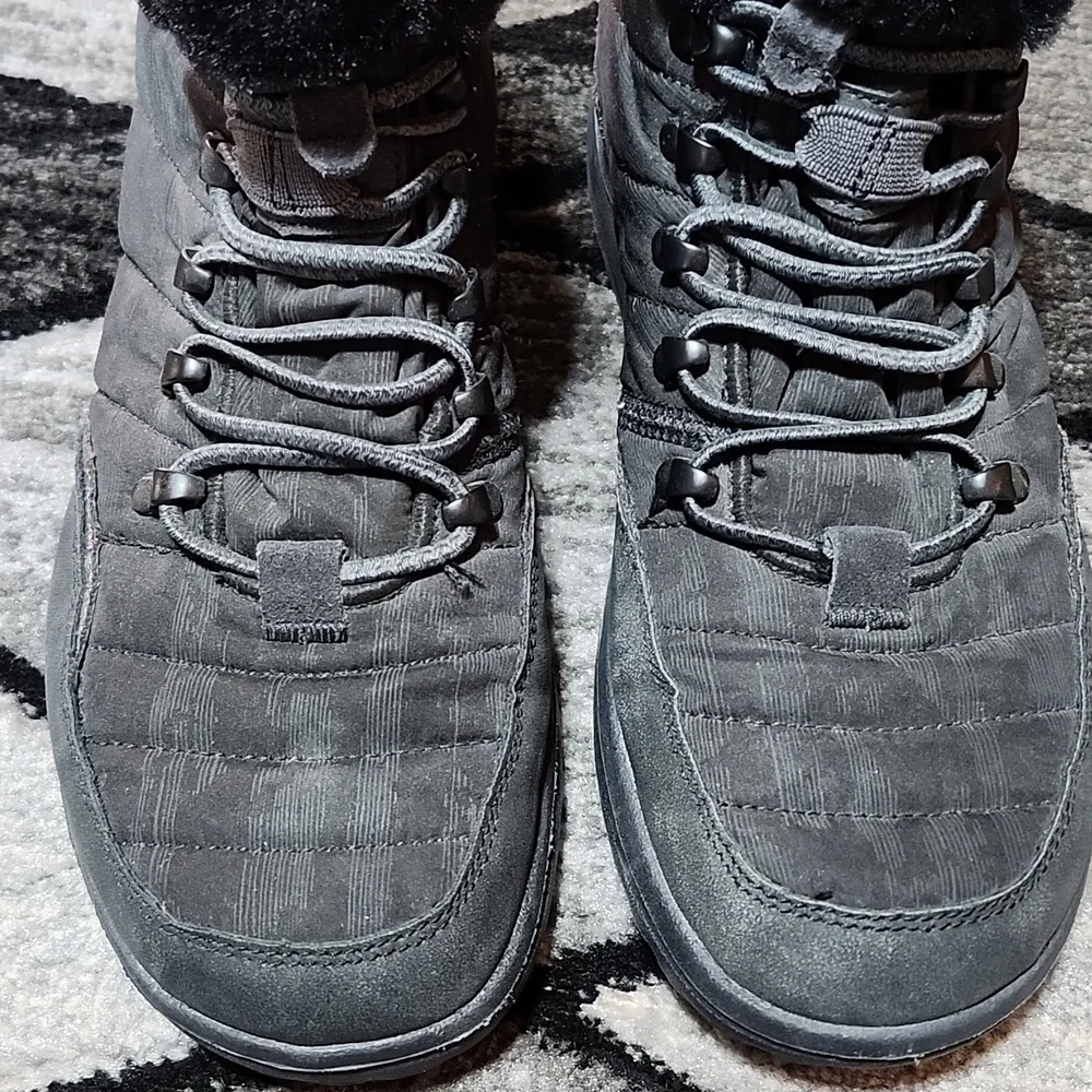 HEYDUDE BRANDY TOTAL BLACK WATER-RESISTANT FAUX-FUR ELASTIC LACES SHOES